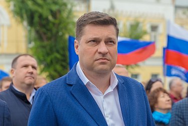 В Оренбурге прошел митинг-концерт #СвоихНеБросаем